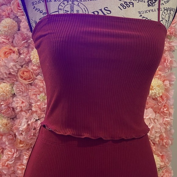 Paperoc Burgundy Halter & Skirt Set - Picture 6 of 14